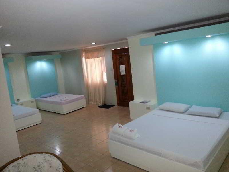 Queen\'S Beach Resort Manoc-Manoc エクステリア 写真
